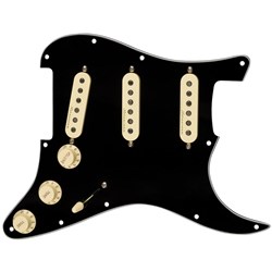 Fender Pre-Wired Strat 11 Hole Pickguard Hot Noiseless SSS (Black)