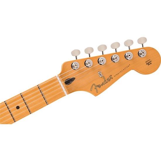 Fender Player II Stratocaster HSS Maple Fingerboard (Aged Cherry Burst)