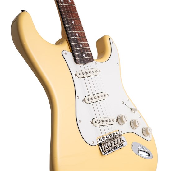 Fender FSR Collection Traditional Late 60s Stratocaster (Vintage White)