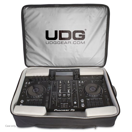 UDG Urbanite MIDI Controller Backpack - Extra Large (Black)