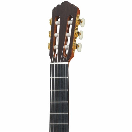 Yamaha GC32C GC Series All Solid Rosewood Classical Guitar w/Cedar Top - Japanese